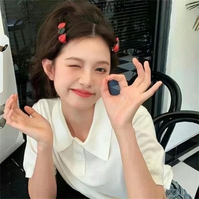 金发奇女